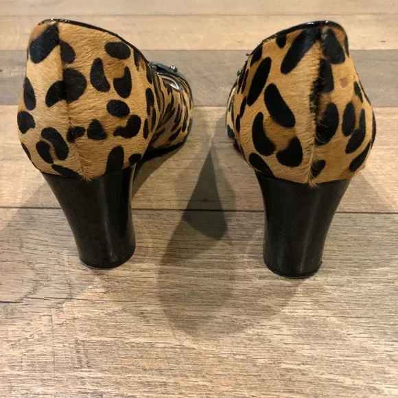 Anne Klein iFlex Fielding Animal Print Pump Heels - Picture 4 of 6